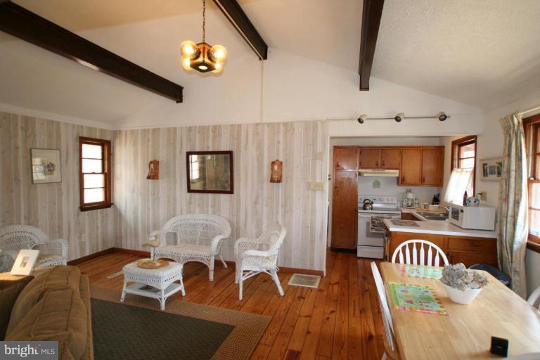 4837 Blue Mountain Road Linden, VA 22642 - Photo 3 of 14 Living Room/Dining Room