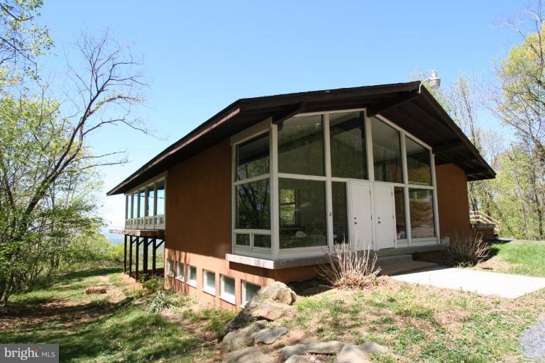 4837 Blue Mountain Road Linden, VA 22642 - Photo 7 of 14 Community Amenities 1