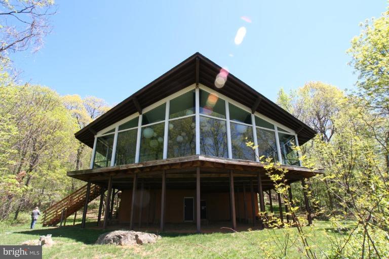 4837 Blue Mountain Road Linden, VA 22642 - Photo 8 of 14 Community Amenities 2