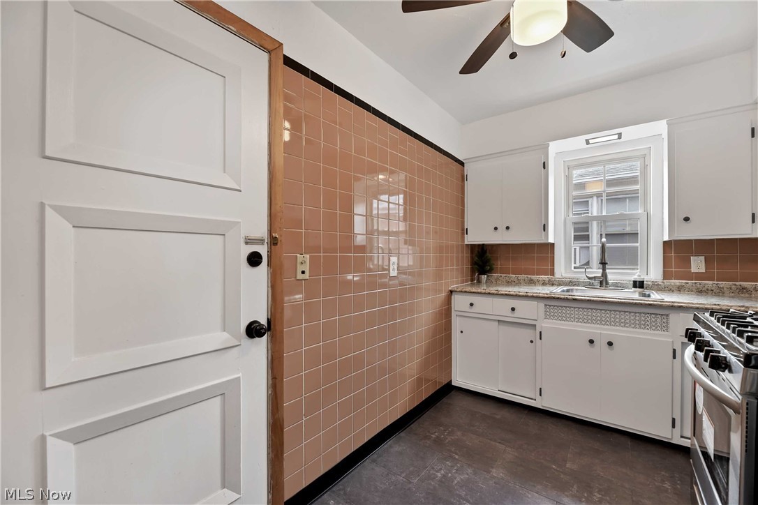 3537 Daleford Road Cleveland, OH 44120 - Photo 11 of 35