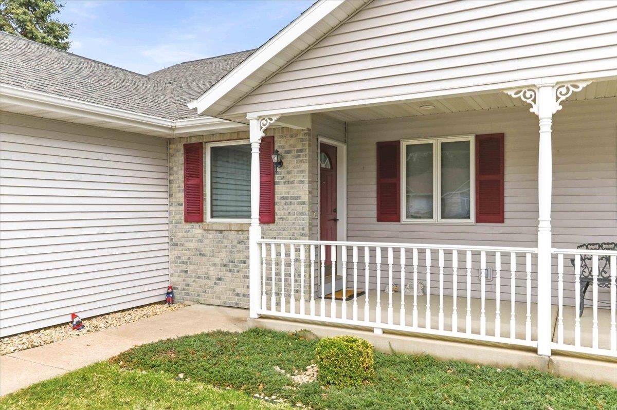 4641 Ridgeview Court Wisconsin Rapids, WI 54494 - Photo 4 of 60