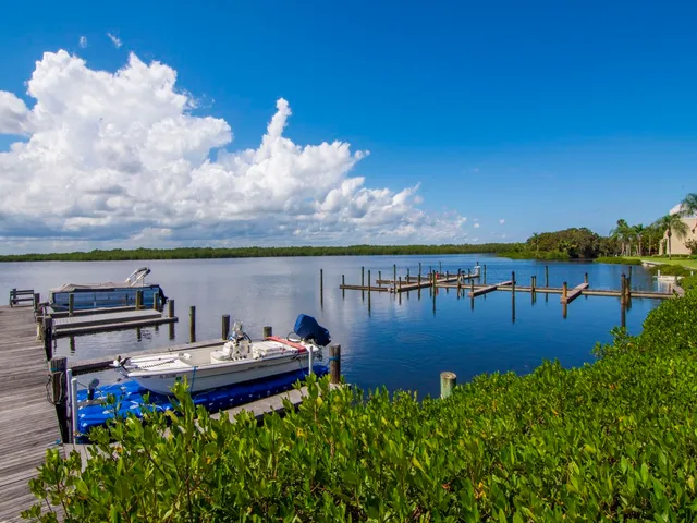 $5,500 | 5101 Florida A1A, Unit 109, Vero Beach, FL 32963