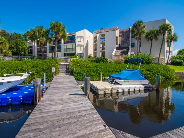 $5,500 | 5101 Florida A1A, Unit 109, Vero Beach, FL 32963
