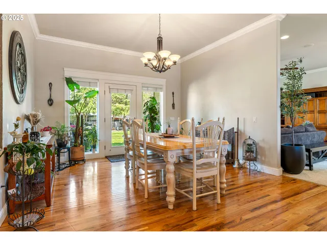 $829,000 | 2709 Jerome Prairie Road, Grants Pass, OR 97527