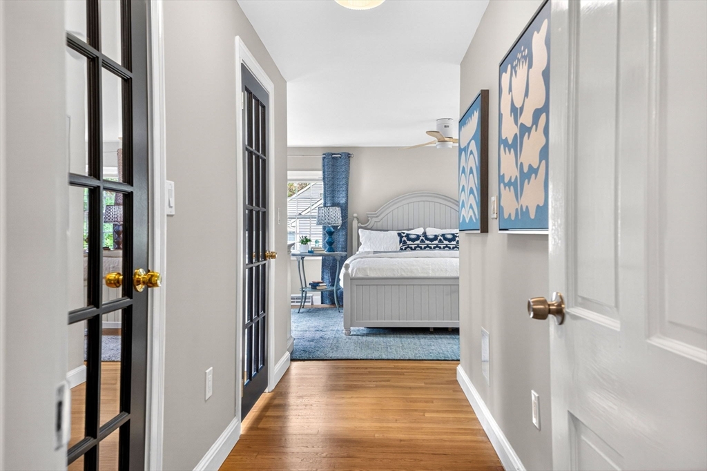 26 Hobart Road Wellesley, MA 02482 - Photo 16 of 34 Gallery Image 16