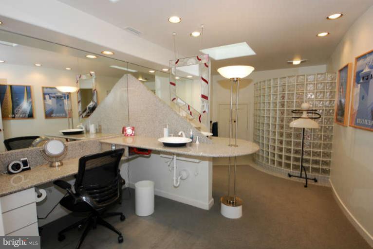 770 South River Landing Road, Unit 770 Edgewater, MD 21037 - Photo 17 of 30 Master bath has separate sinks w/ granite counters