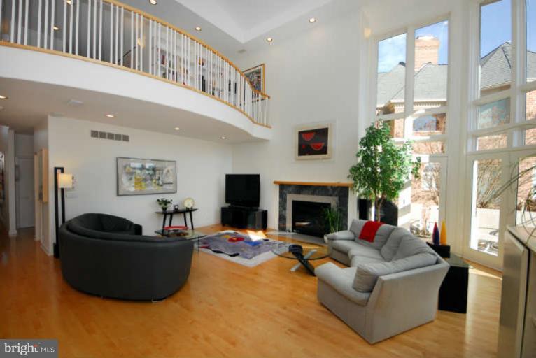 770 South River Landing Road, Unit 770 Edgewater, MD 21037 - Photo 10 of 30 Dramatic architecture takes advantage of the views