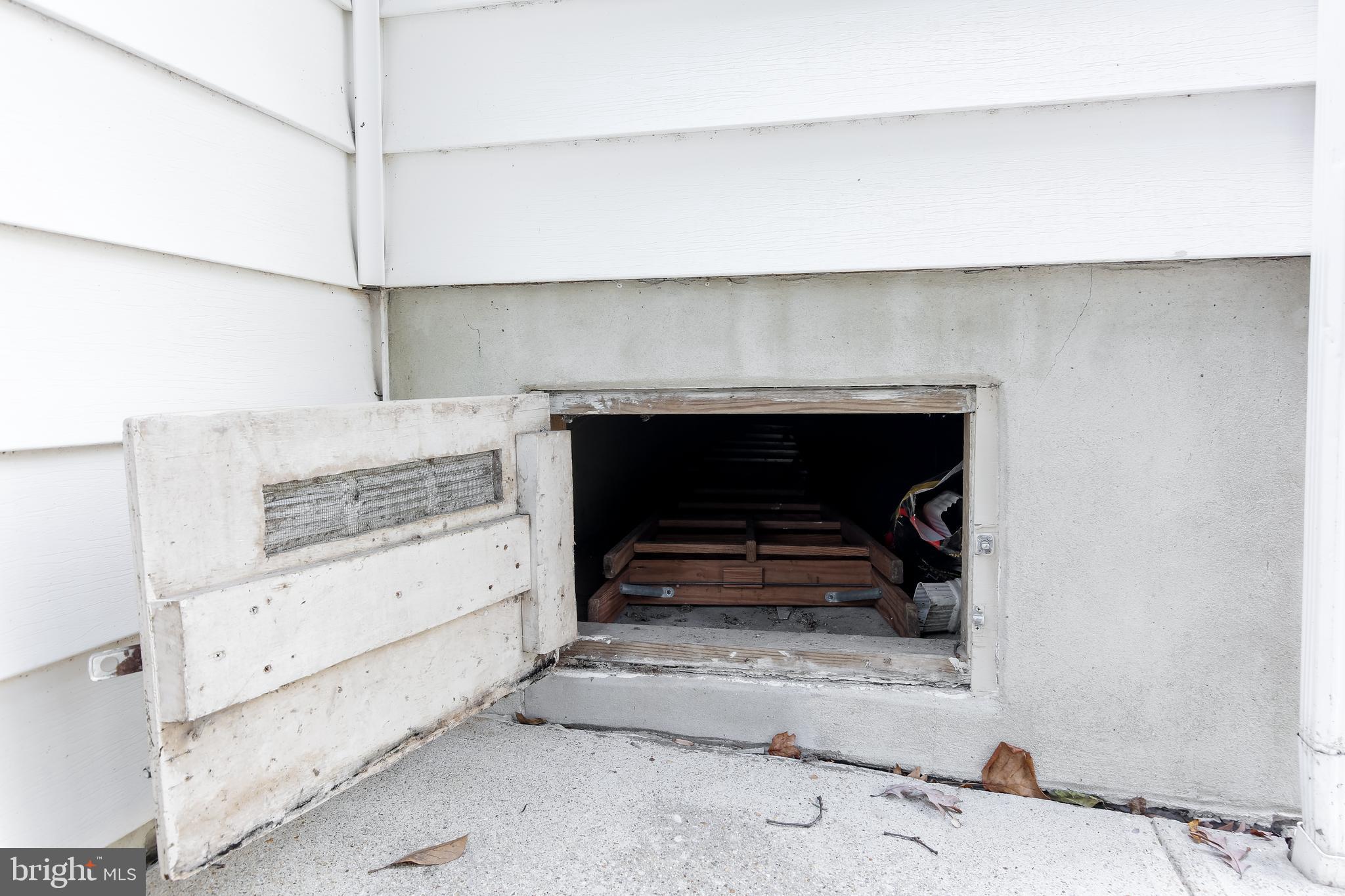 123 Greenridge Road Lutherville-Timonium, MD 21093 - Photo 33 of 34 Secure storage