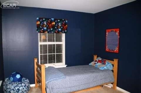 920 3rd Street Fenton, MI 48430 - Photo 23 of 31 20433392-22.JPG
