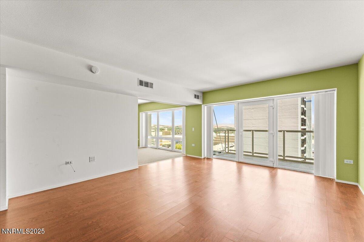 255 North Sierra Street, Unit 1709 Reno, NV 89501 - Photo 8 of 39 09-255 N Sierra St Unit 1709 Reno NV 895