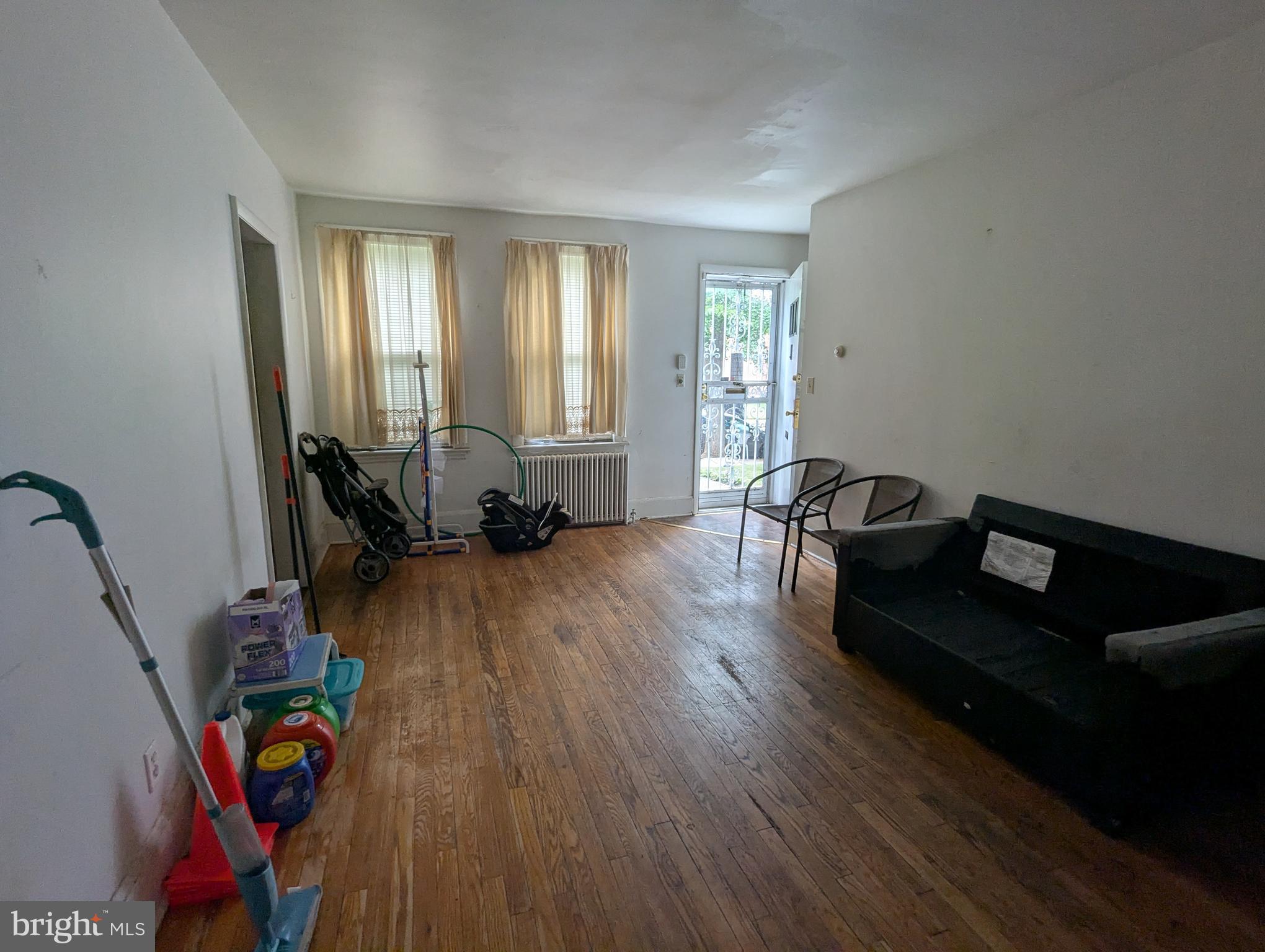 4029 Cedardale Road Baltimore, MD 21215 - Photo 2 of 16 Gallery Image 2
