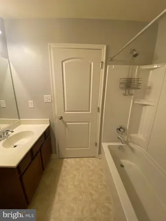 $2,900 | 640 Jacobsen Circle, Newark, DE 19702