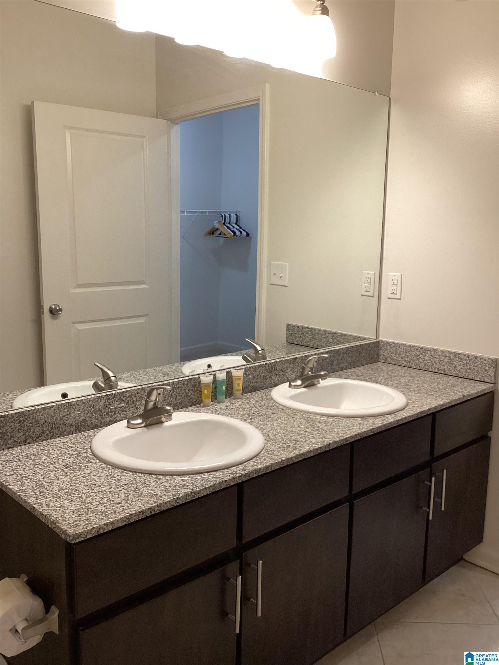 1860 Oxmoor Road, Unit 532 Birmingham, AL 35209 - Photo 14 of 17