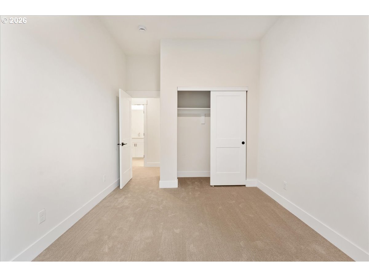 737 Southeast Forest Glen Road Estacada, OR 97023 - Photo 34 of 47 a view of an empty room