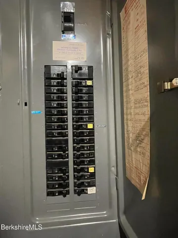 $595,000 | 26 Brookside Drive, Pittsfield, MA 01201