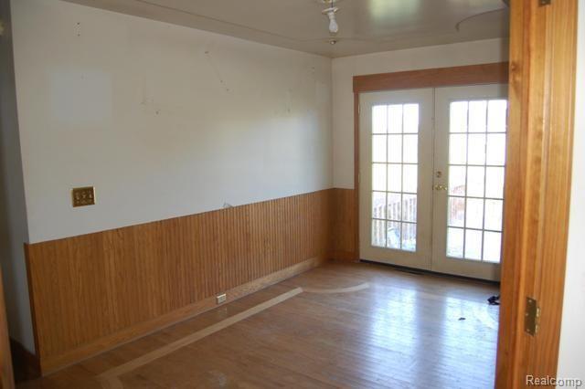 4749 Dutton Road Gregory, MI 48137 - Photo 6 of 7 708842 Living Room