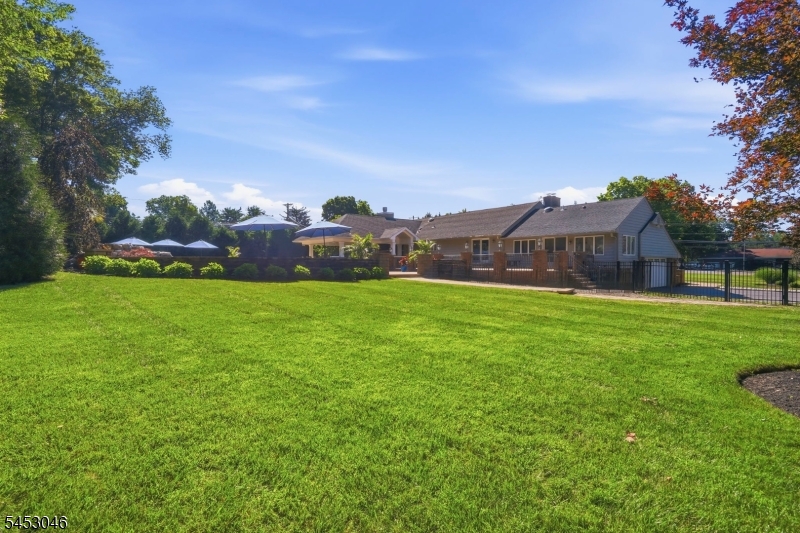 65 Washington Valley Road Warren, NJ 07059 - Photo 8 of 50 Gallery Image 8
