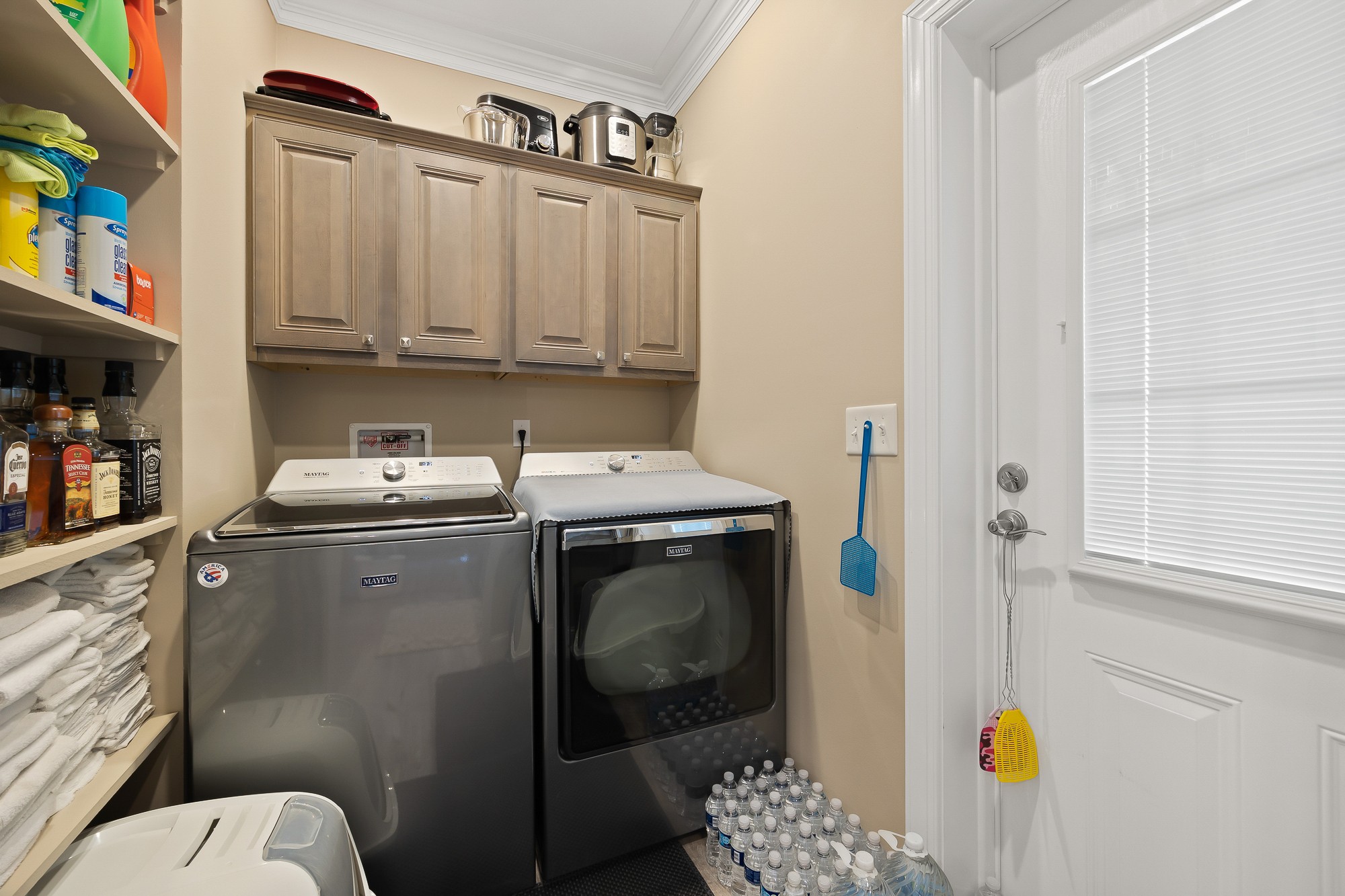 103 Molten Lane Hilham, TN 38568 - Photo 17 of 39 a utility room with dryer and washer