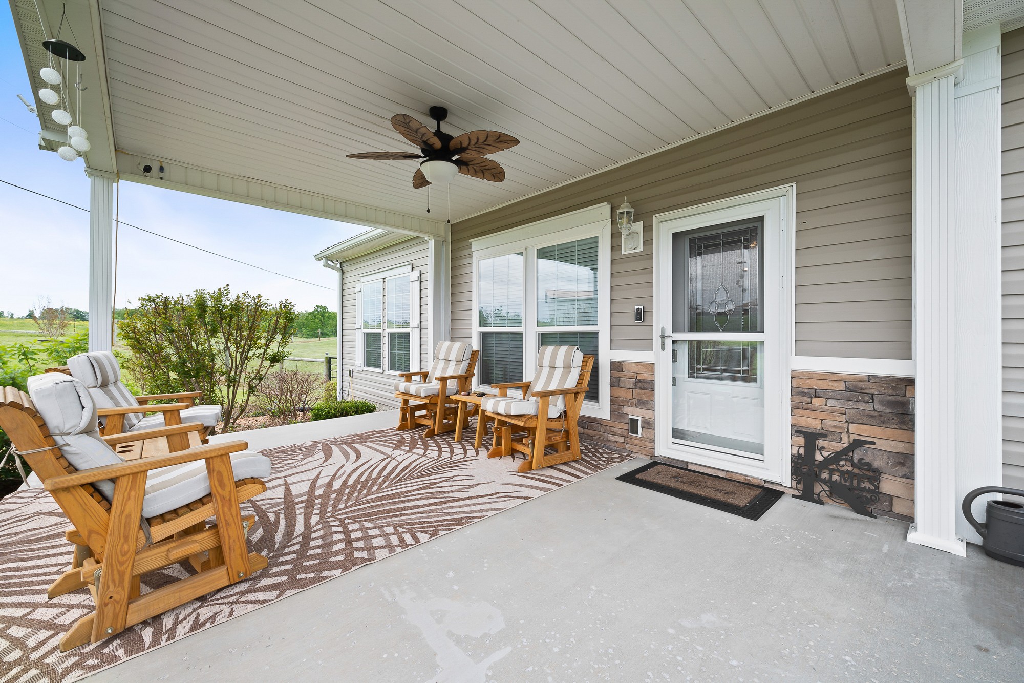 103 Molten Lane Hilham, TN 38568 - Photo 3 of 39 a living room filled with furniture