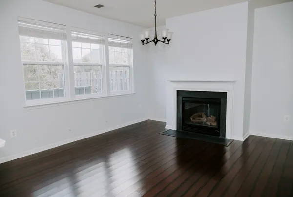 $2,200 | 110 Quinton Oaks Circle, Stephens City, VA 22655