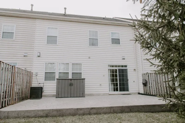 $2,200 | 110 Quinton Oaks Circle, Stephens City, VA 22655