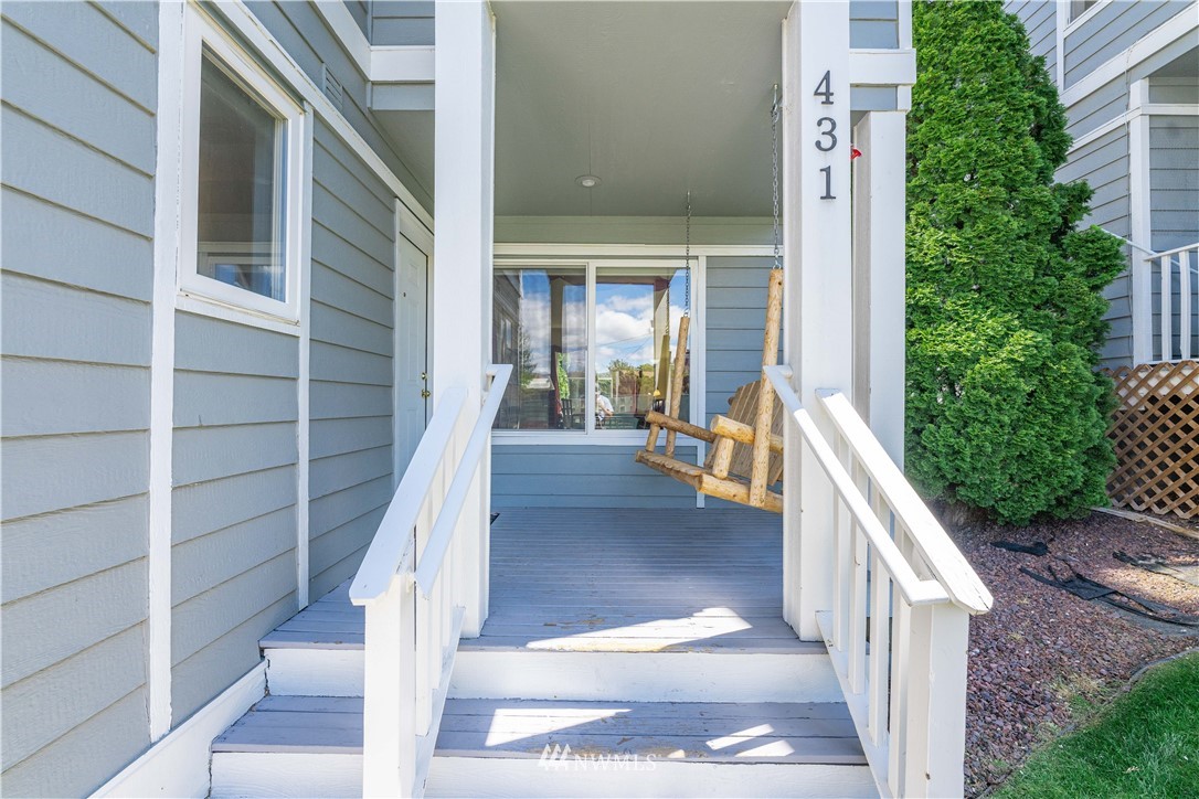 431 Webster Avenue, Unit F Chelan, WA 98816 - Photo 4 of 33