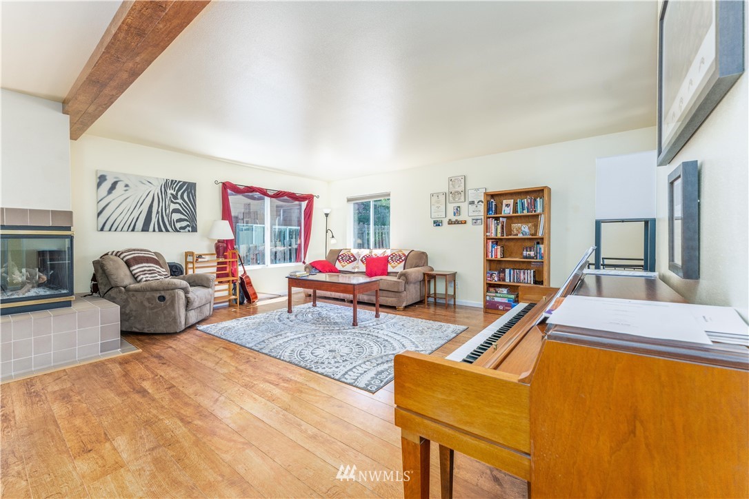 431 Webster Avenue, Unit F Chelan, WA 98816 - Photo 5 of 33