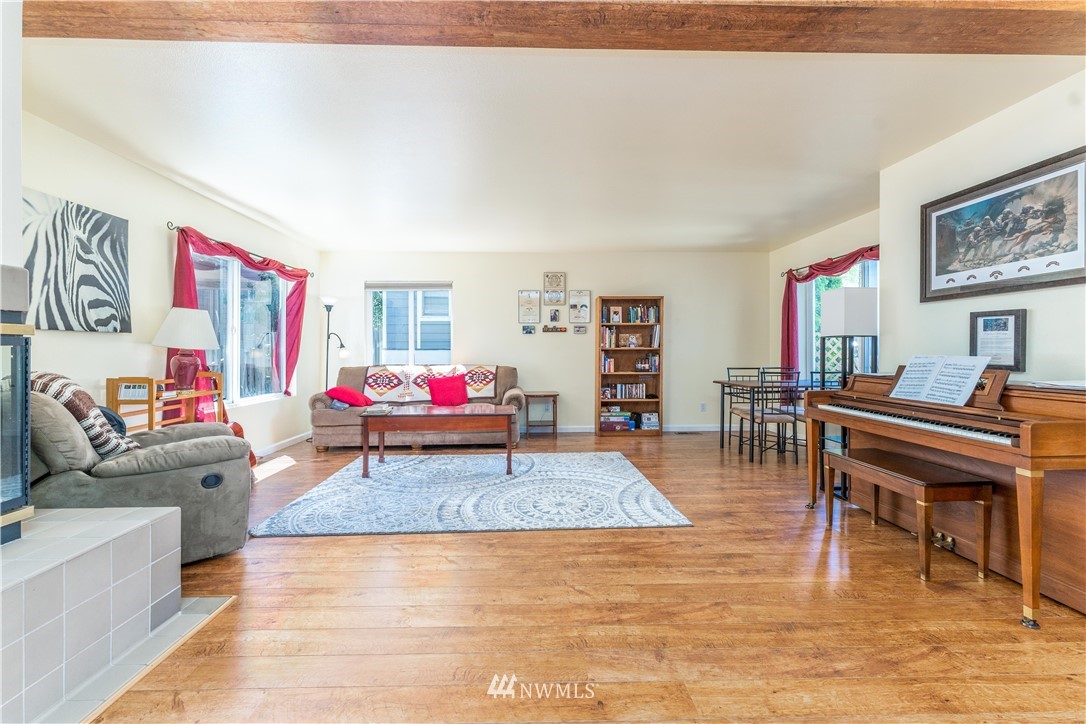 431 Webster Avenue, Unit F Chelan, WA 98816 - Photo 6 of 33