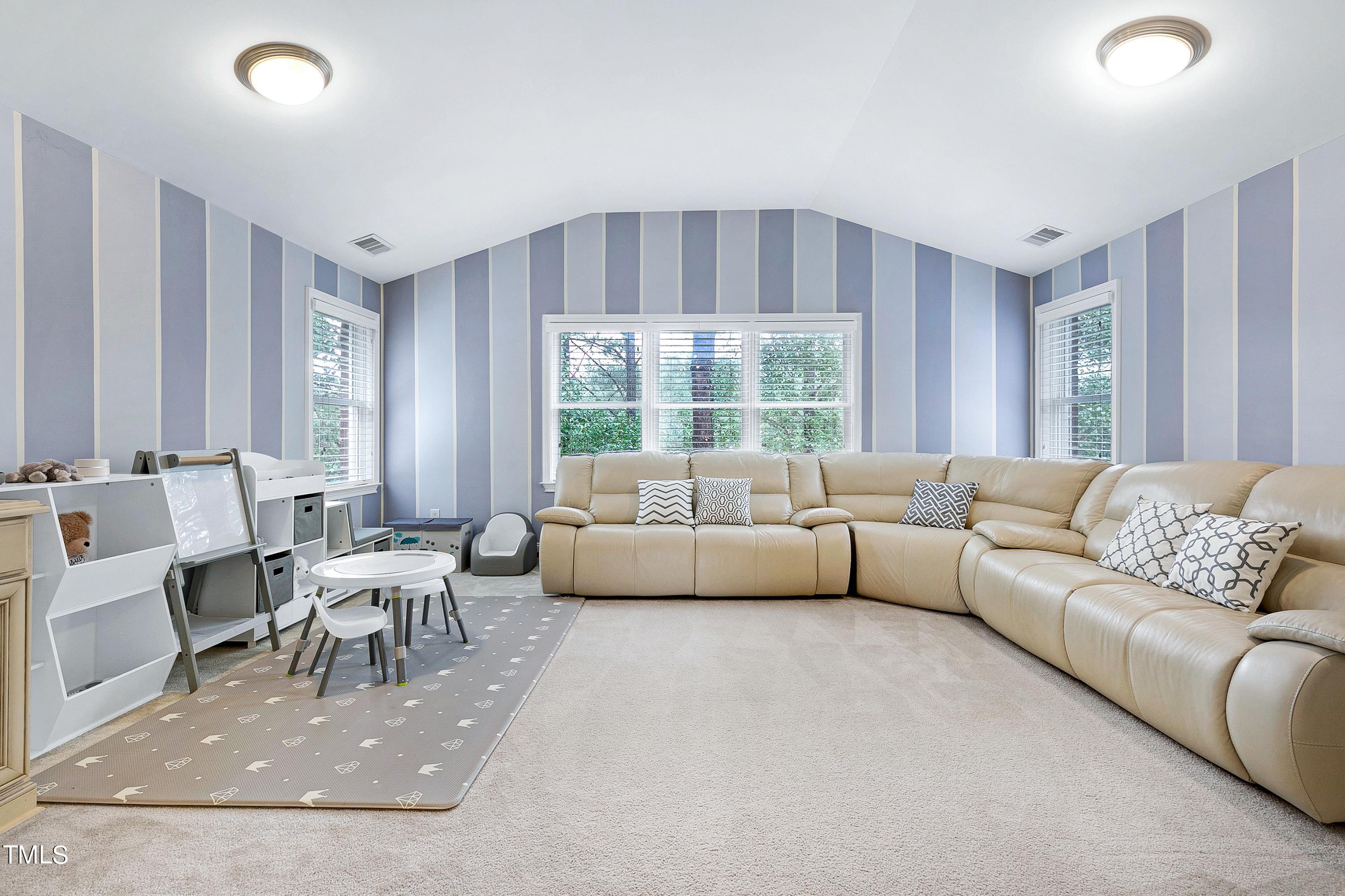 10837 Round Brook Circle Raleigh, NC 27617 - Photo 31 of 50 Scene-43