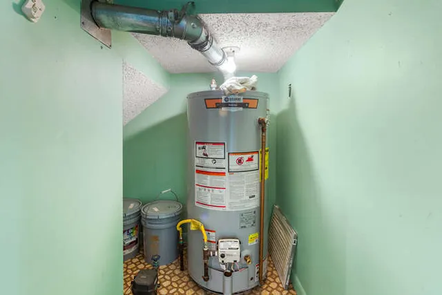 $168,500 | 22 Colony W Drive, Champaign, IL 61820