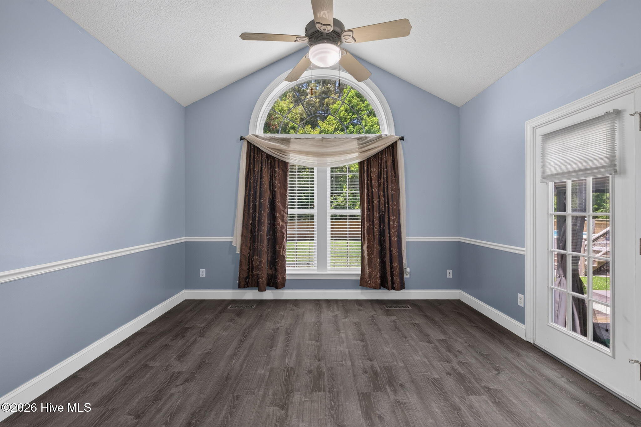 283 Green View Road Moyock, NC 27958 - Photo 27 of 62
