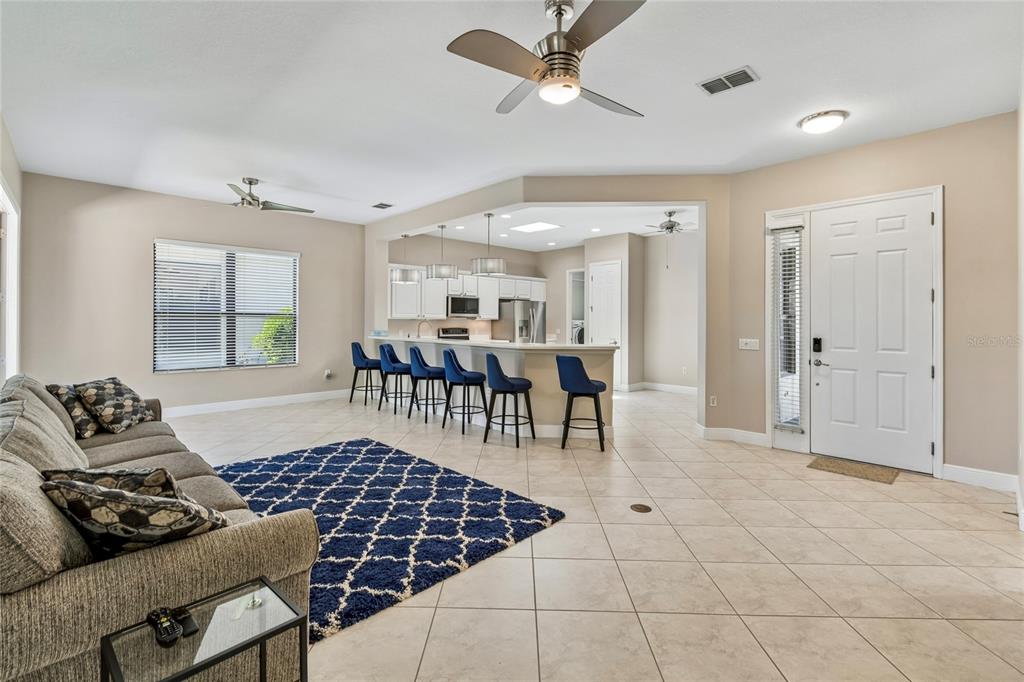 567 Villa Park Road Poinciana, FL 34759 - Photo 5 of 68