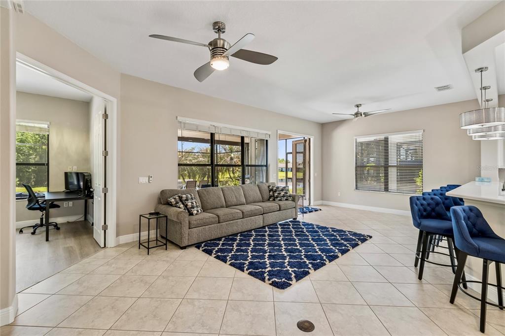 567 Villa Park Road Poinciana, FL 34759 - Photo 6 of 68