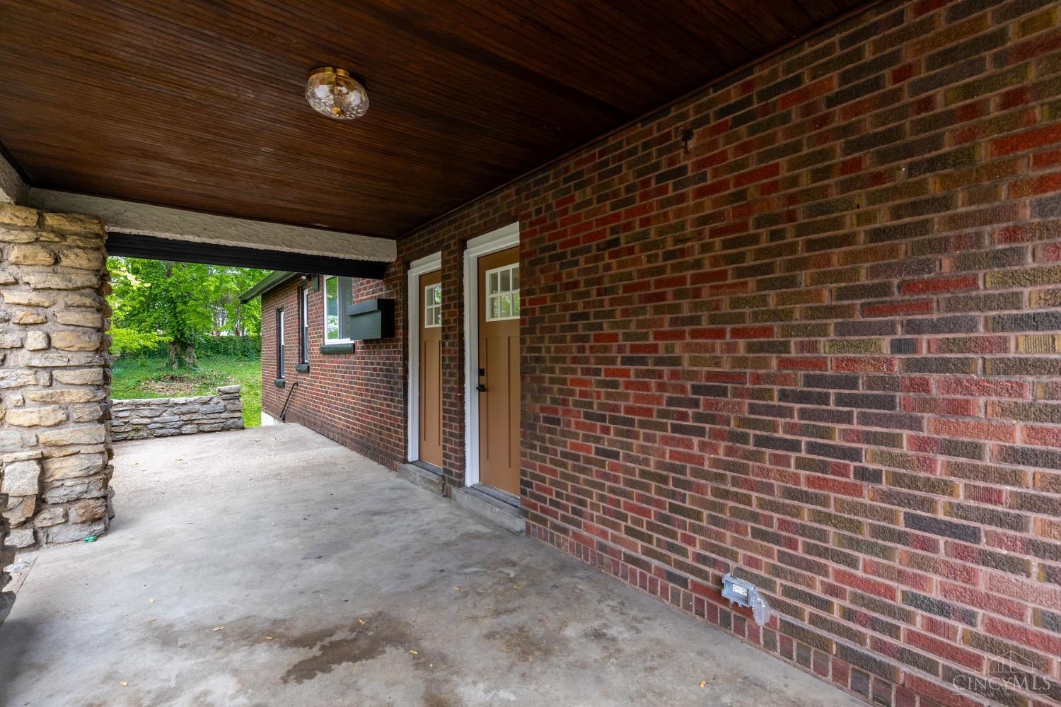 5707 Lester Road Cincinnati, OH 45213 - Photo 38 of 56