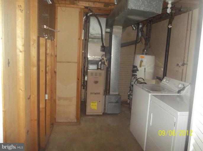 130 Hammershire Road, Unit D Reisterstown, MD 21136 - Photo 8 of 13 Interior (General)