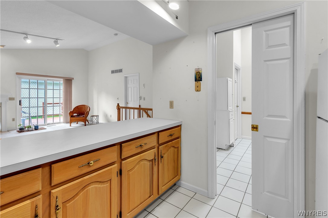1679 Maple Road, Unit D Amherst, NY 14221 - Photo 5 of 36 Gallery Image 5