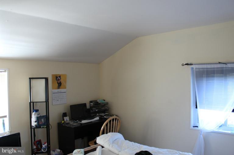 5406 7th Road South Arlington, VA 22204 - Photo 8 of 23 Bedroom
