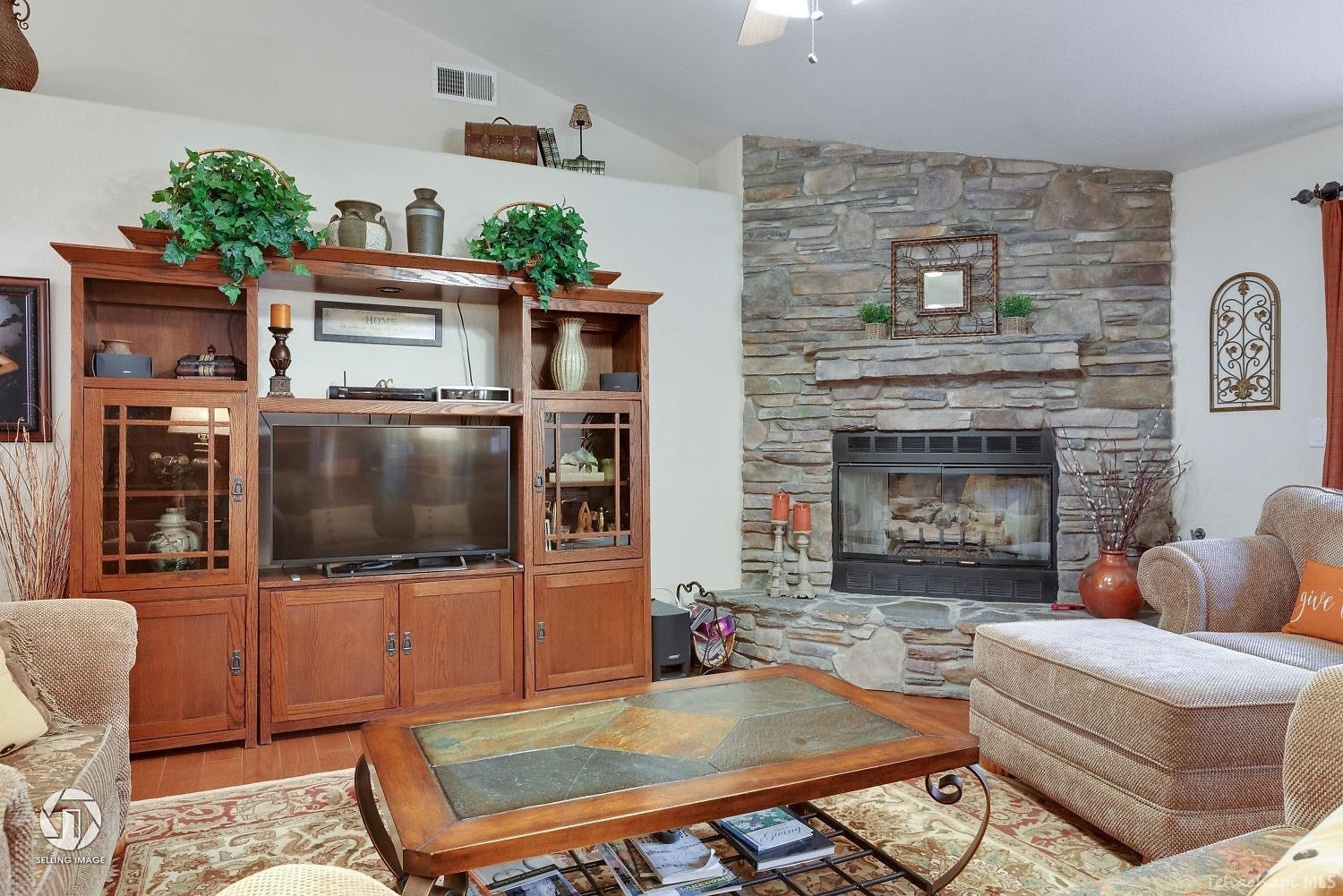 29281 North Lower Valley Road Tehachapi, CA 93561 - Photo 15 of 45 Gallery Image 15
