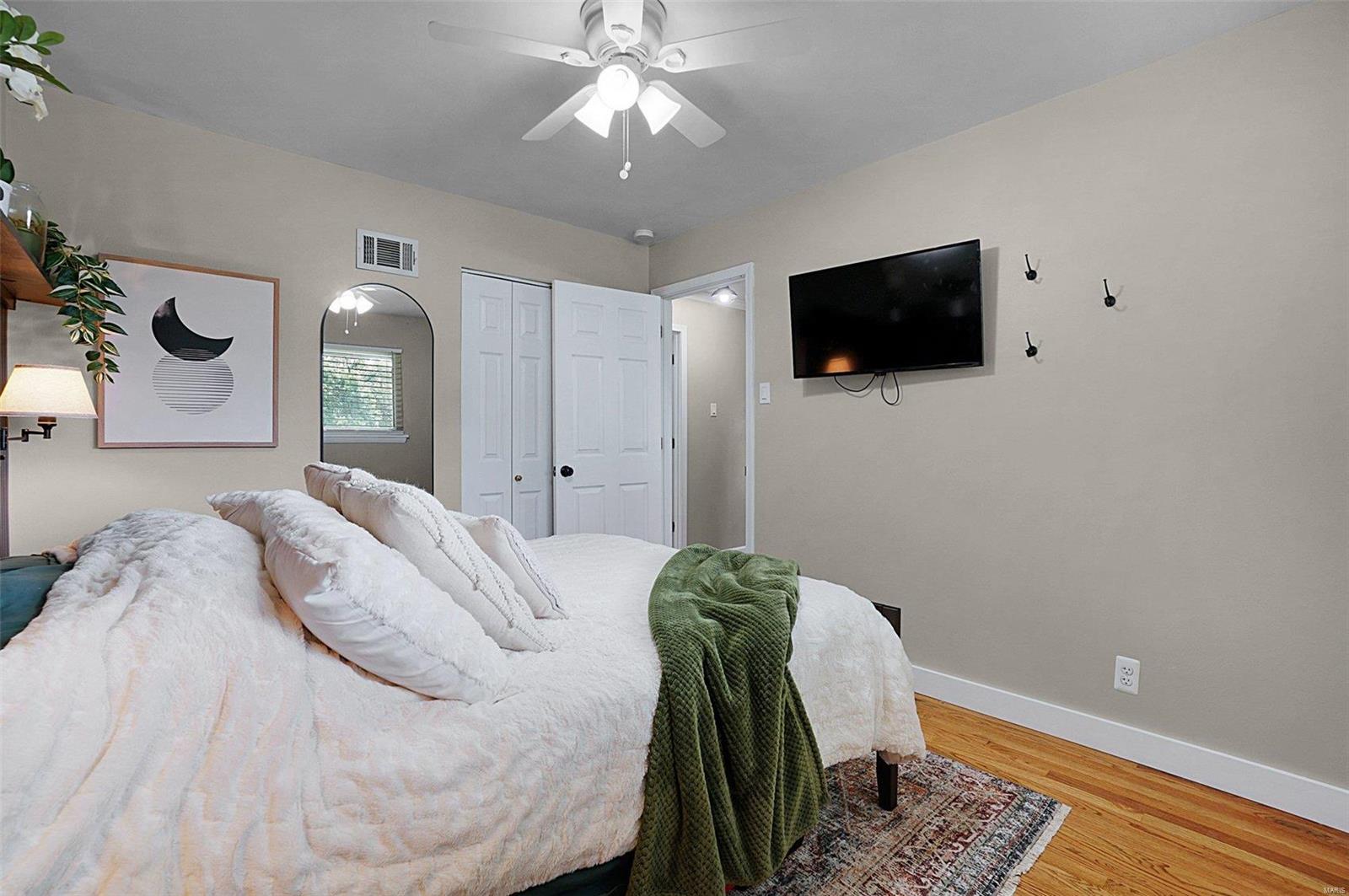 4266 Ringer Road St. Louis, MO 63129 - Photo 14 of 29