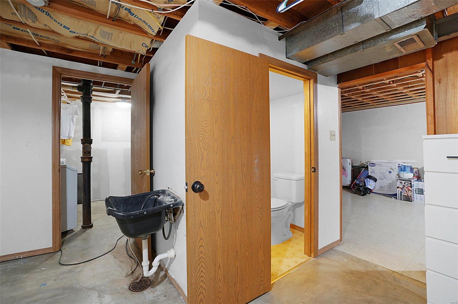 4266 Ringer Road St. Louis, MO 63129 - Photo 23 of 29