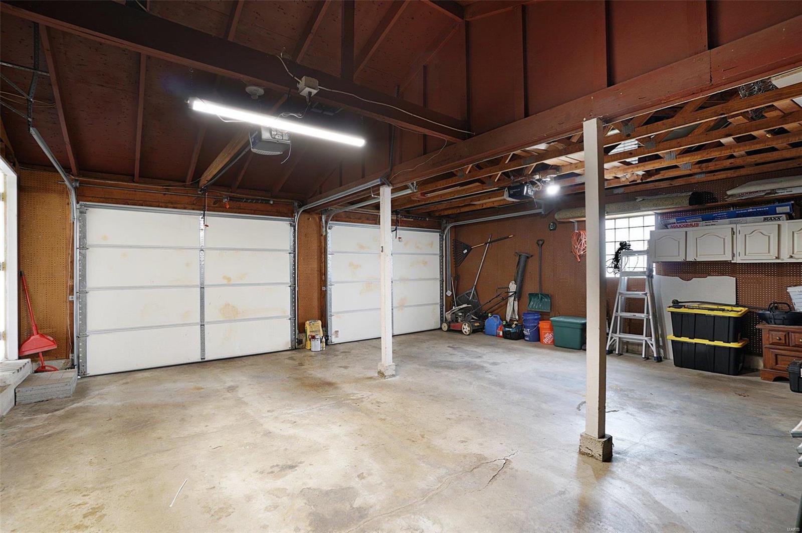 4266 Ringer Road St. Louis, MO 63129 - Photo 24 of 29