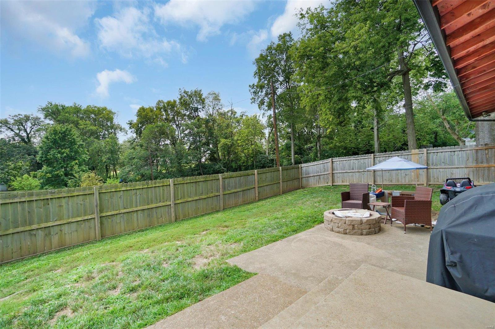 4266 Ringer Road St. Louis, MO 63129 - Photo 25 of 29