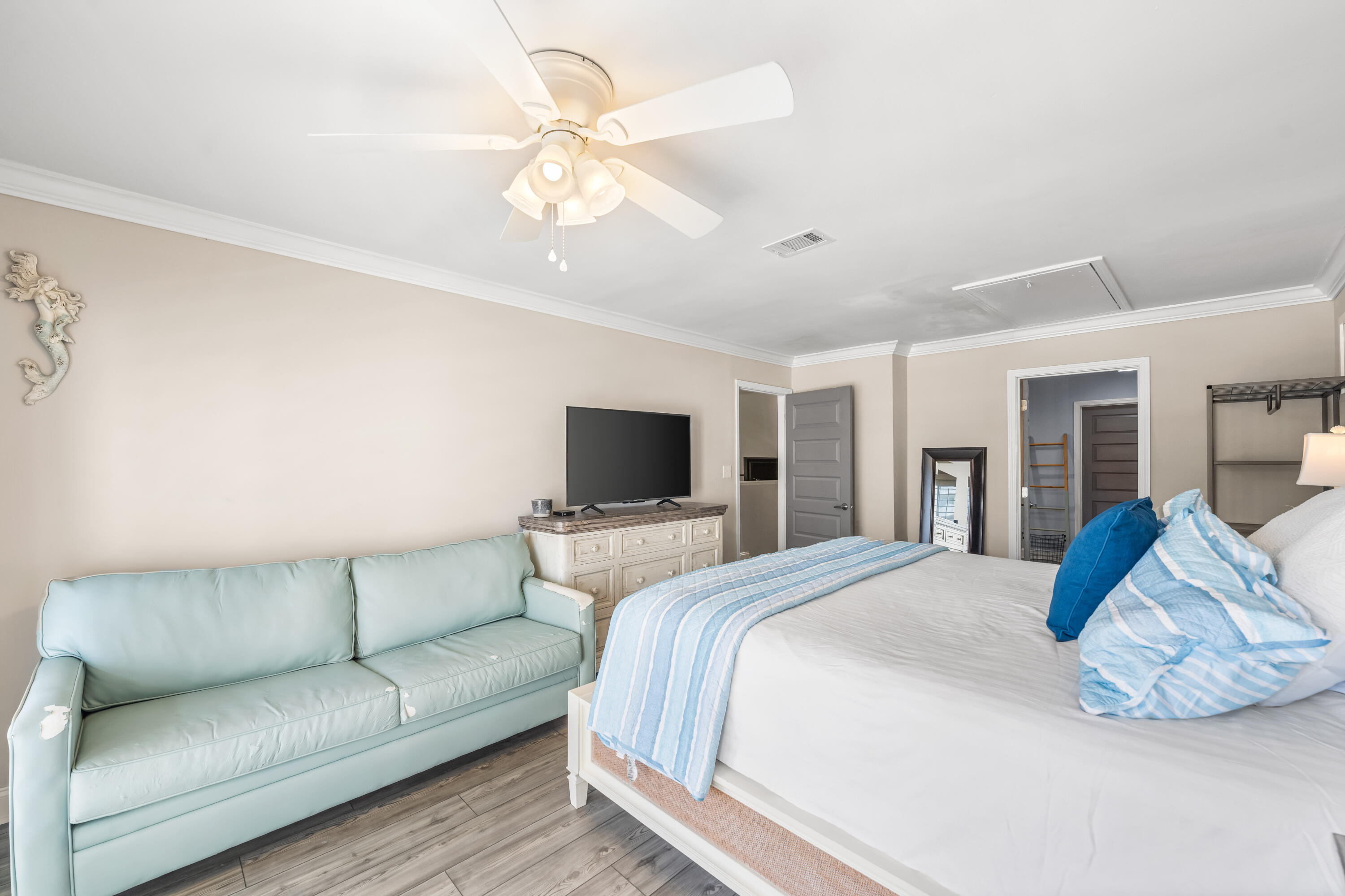 5209 Beachwalk Drive Miramar Beach, FL 32550 - Photo 31 of 50 Beachwalk Villas 5209 master with couch