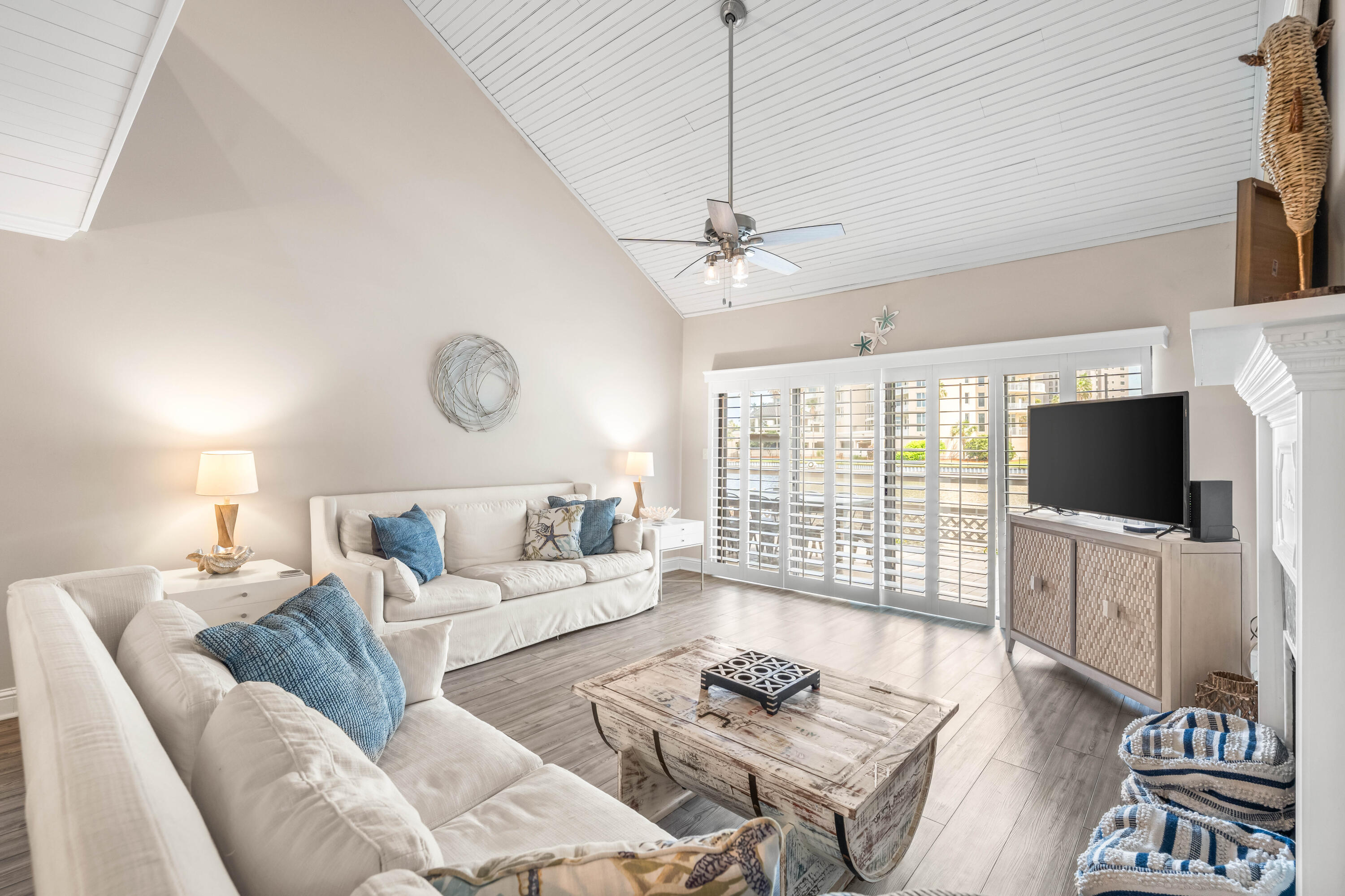 5209 Beachwalk Drive Miramar Beach, FL 32550 - Photo 4 of 50 Beachwalk Villas 5209 living to outside