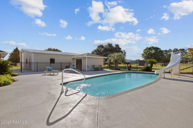 $479,000 | 17727 Dalton Road, Kaplan, LA 70548