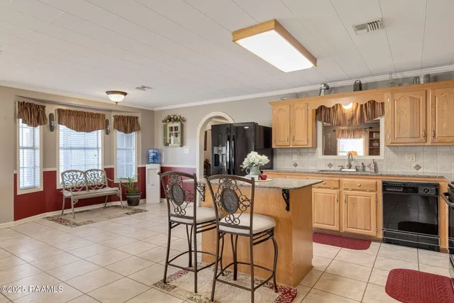 $479,000 | 17727 Dalton Road, Kaplan, LA 70548