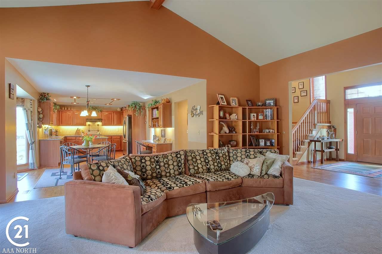 1399 Lakeview Drive Rochester Hills, MI 48306 - Photo 7 of 51