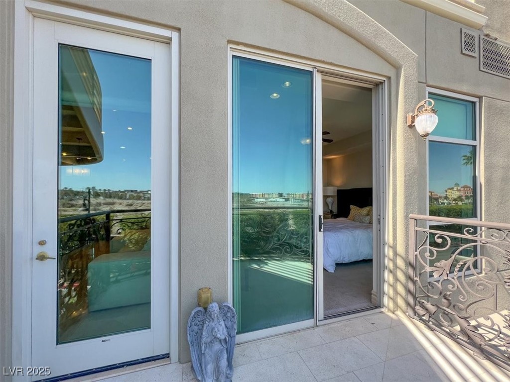 9101 Alta Drive, Unit 18 Las Vegas, NV 89145 - Photo 11 of 44