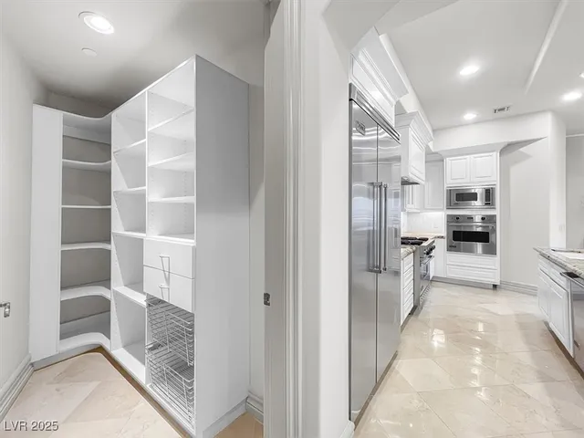 $945,987 | 9101 Alta Drive, Unit 18, Las Vegas, NV 89145