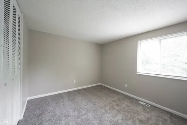 $199,999 | 2740 Pawnee Drive, Indianapolis, IN 46229